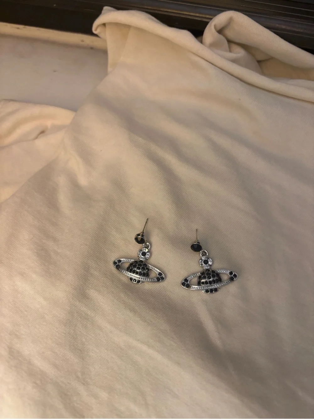 Vivienne Westwood Mini Bas relief earrings silver black